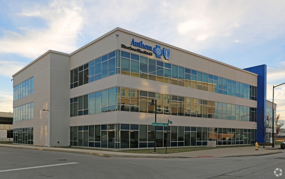 More Photos Of 3075 Vandercar Way, Cincinnati Office For Lease