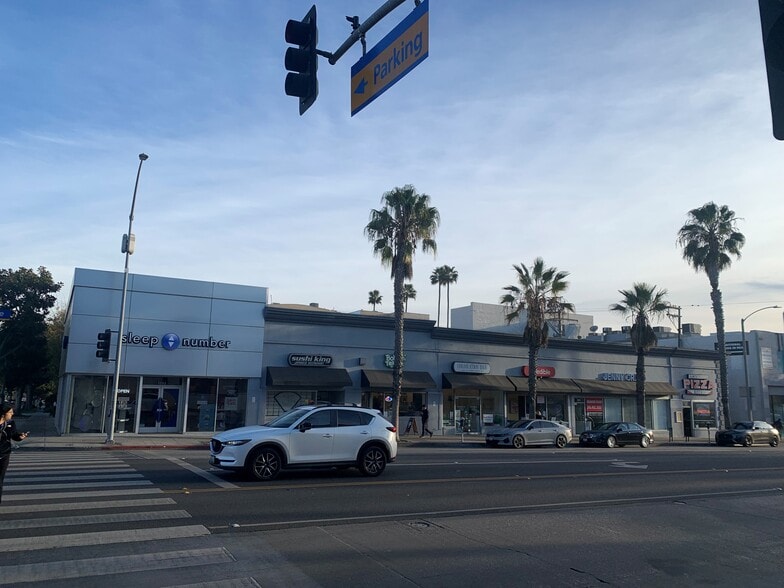Primary Photo Of 1318-1332 Wilshire Blvd, Santa Monica Storefront For Lease