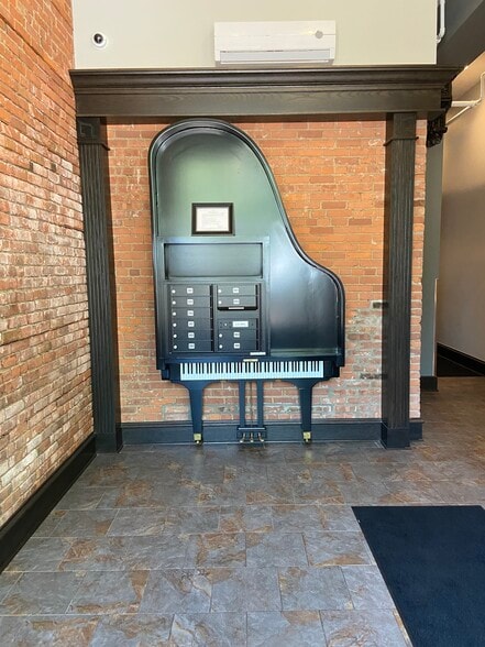 More Photos Of 1224 Huron Rd E, Cleveland Apartments For Sale