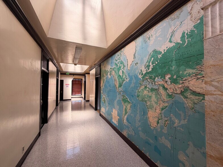 More Photos Of 6400-6404 Hollywood Blvd, Los Angeles Office For Lease