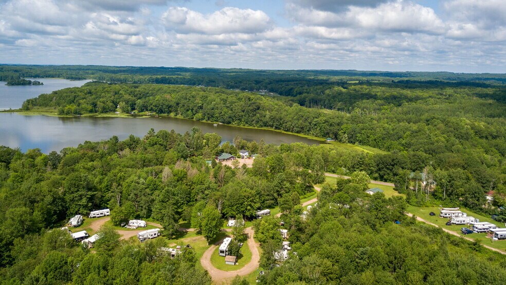 More Photos Of N1107 Roses Resort Rd, Weyerhaeuser Trailer Camper Park For Sale