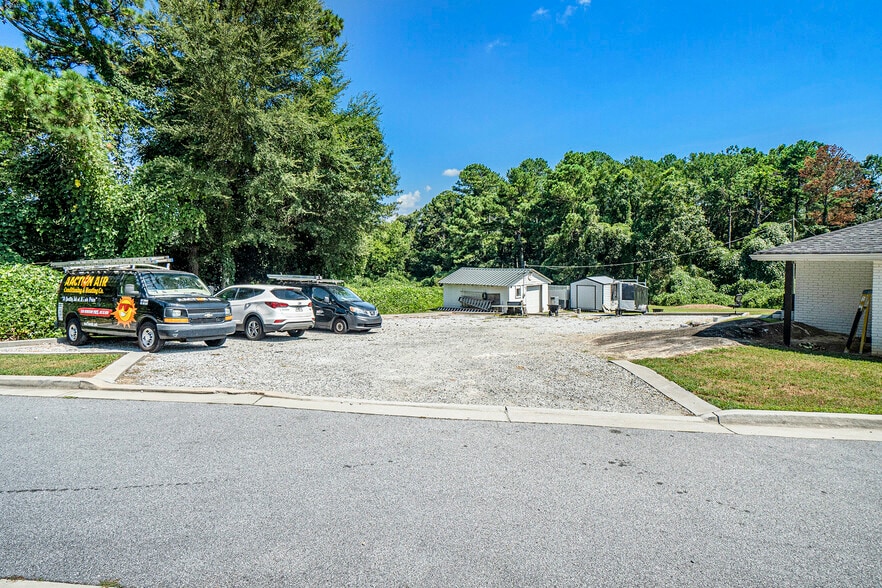 More Photos Of 7336 Lee Rd, Lithia Springs Office Residential For Sale