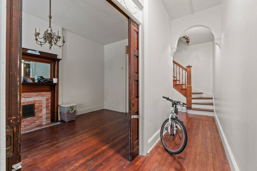 More Photos Of 217 E Preston St, Baltimore Apartments For Sale
