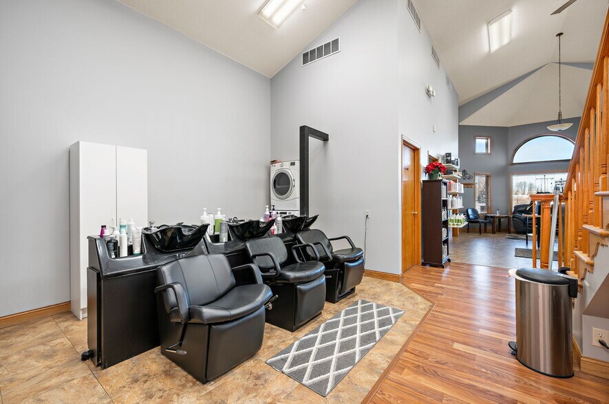 More Photos Of 321 Central Ave W, Saint Michael Freestanding For Sale