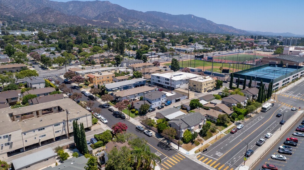 More Photos Of 310-312 Cornell Dr, Burbank Apartments For Sale