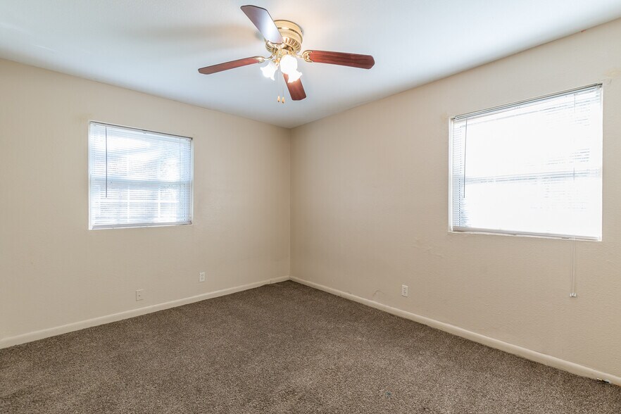 More Photos Of 1204-1216 Lakeview Dr NW, Conyers Apartments For Sale