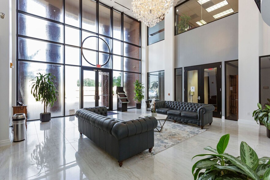 More Photos Of 14905 Southwest Fwy, Sugar Land Office For Lease