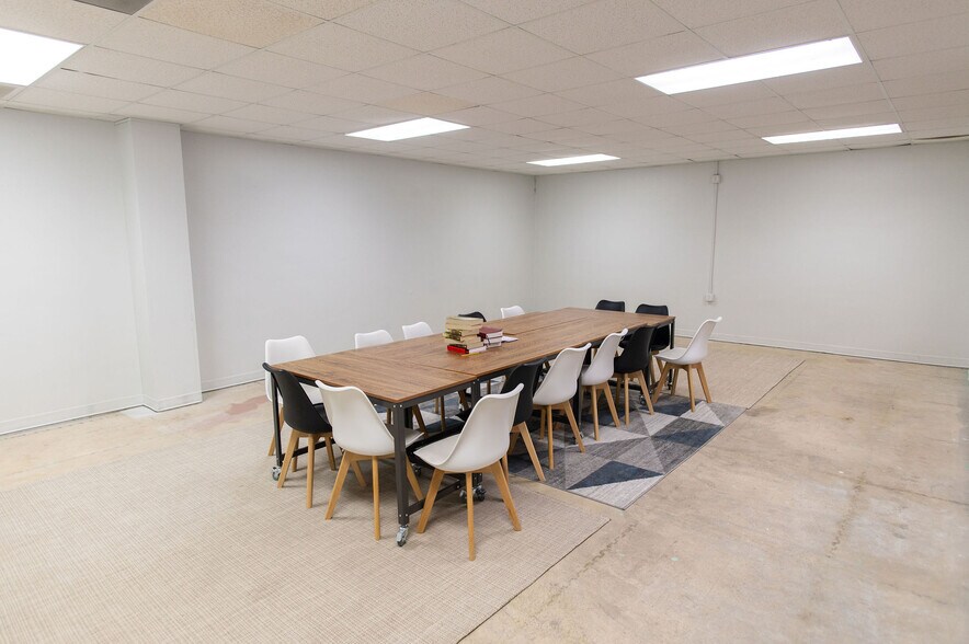 More Photos Of 7700 Torino St, San Antonio Office For Sale