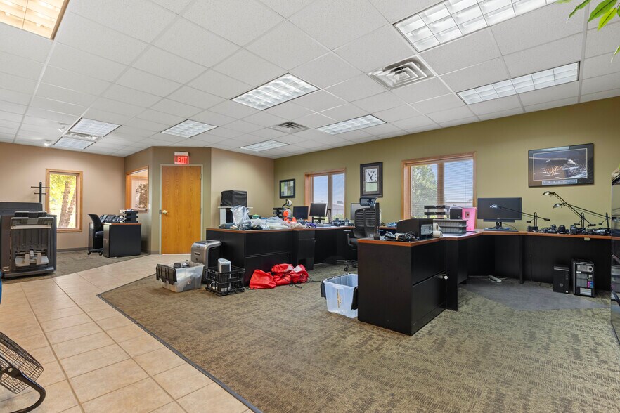 More Photos Of 5112 Forest Hills Ct, Loves Park Industrial For Sale
