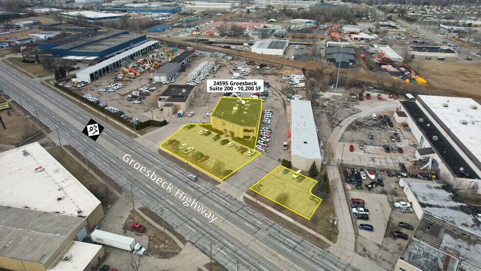 Primary Photo Of 24595 Groesbeck Hwy, Warren Office For Lease