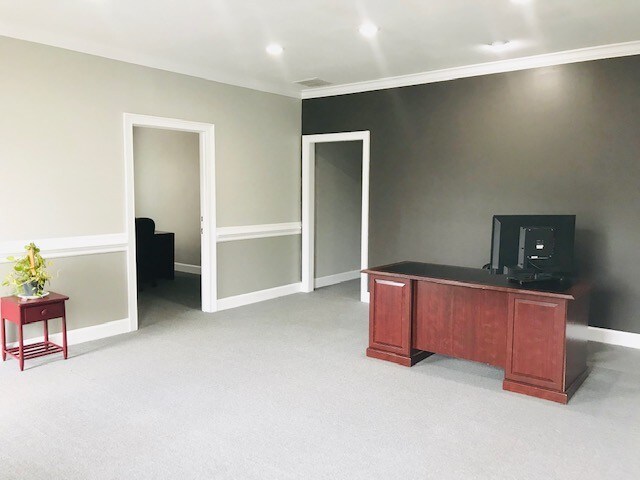 More Photos Of 1244 Beaver Ruin Rd, Norcross Office Residential For Lease