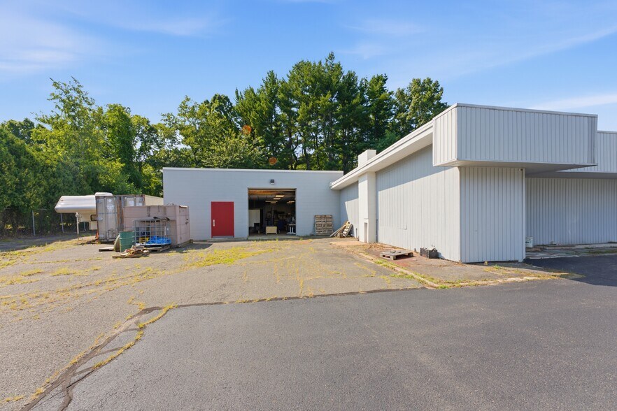 More Photos Of 901 Southampton Rd, Westfield Industrial For Sale