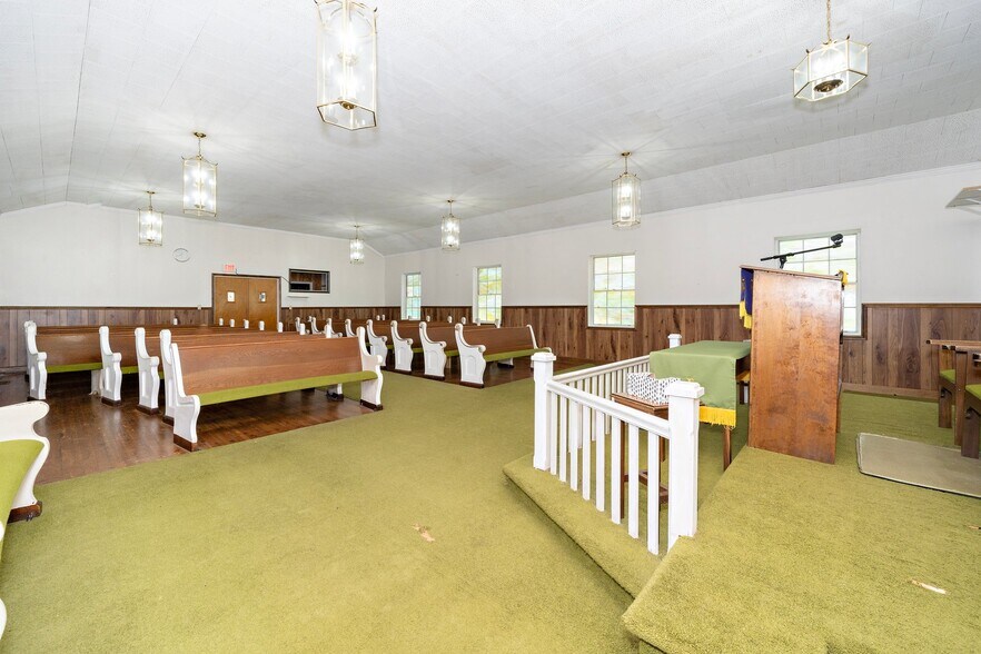 More Photos Of 711 Holt St, Mebane Religious Facility For Sale