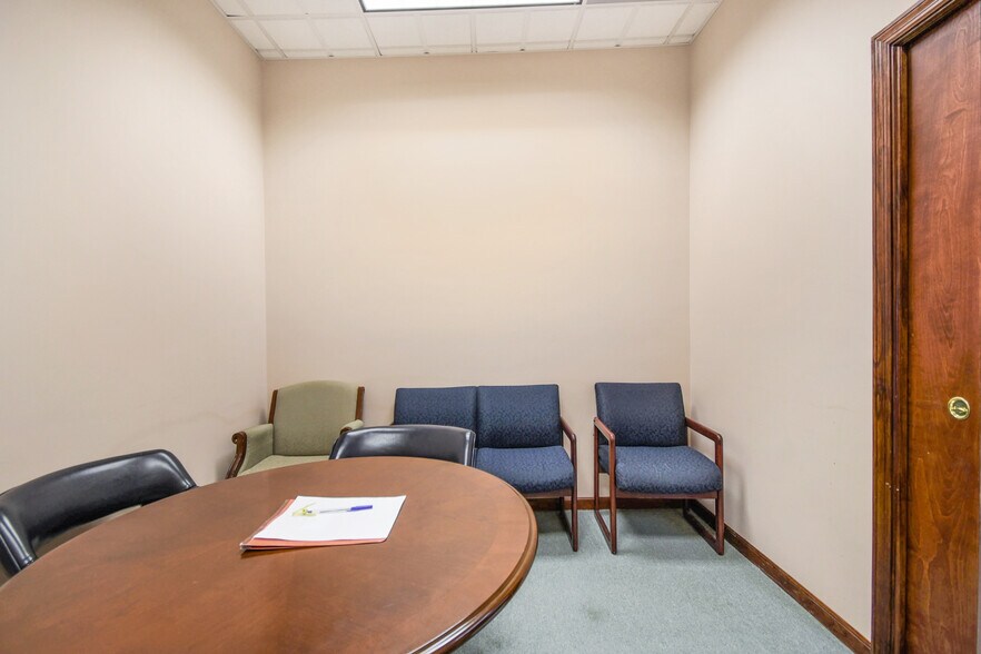 More Photos Of 4425 US Highway 1 S, Saint Augustine Light Manufacturing For Sale