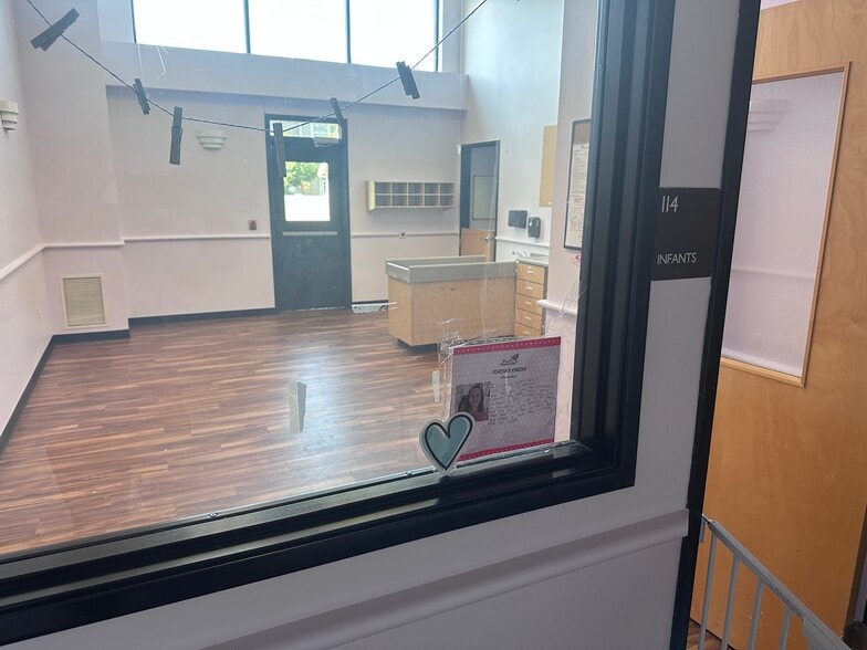 More Photos Of 8406 SW Main St, Wilsonville Freestanding For Lease