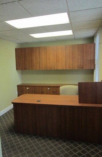 More Photos Of 100 Sandune Dr, Plum Medical For Lease