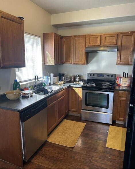 More Photos Of 803 W Knox Ave, Spokane Multifamily For Sale