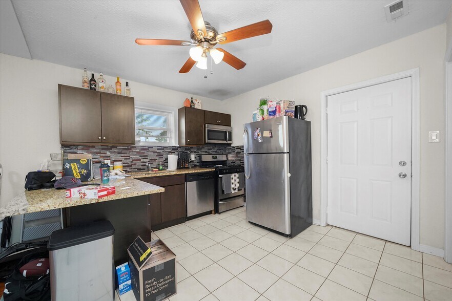 More Photos Of 3501 W Palmer St, Chicago Apartments For Sale