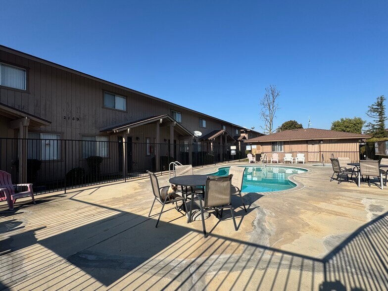 More Photos Of 2157-2175 Yosemite Pky, Merced Apartments For Sale