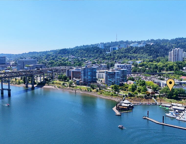 More Photos Of 309 S Montgomery St, Portland Restaurant For Sale