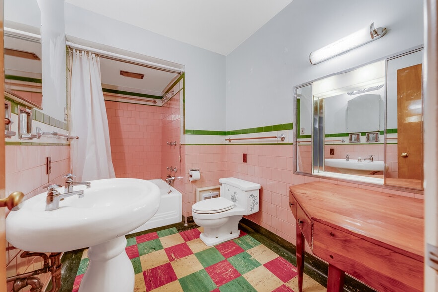 More Photos Of 1266 National Pike, Hopwood Apartments For Sale