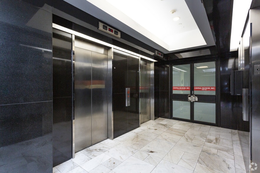More Photos Of 3660 Wilshire Blvd, Los Angeles Office For Lease