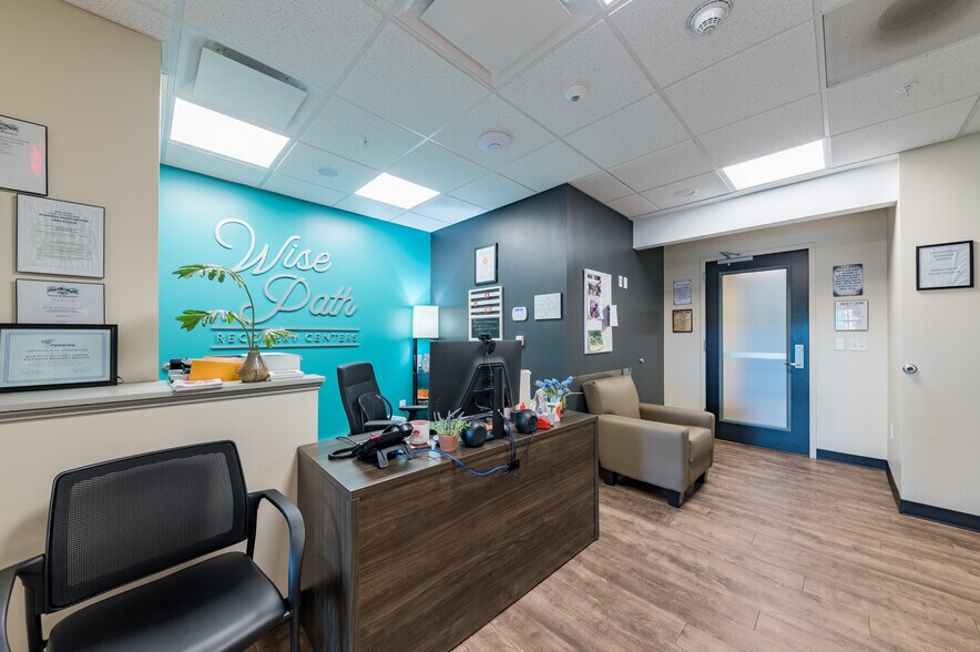 More Photos Of 900 Fairmont Rd, Morgantown Office For Sale