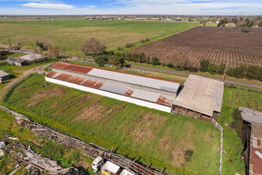 More Photos Of 9590 Kost rd, Galt Land For Sale