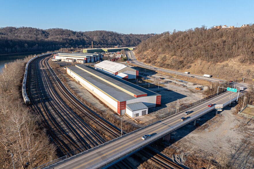 More Photos Of 100 Riverview Dr, Monessen Warehouse For Lease