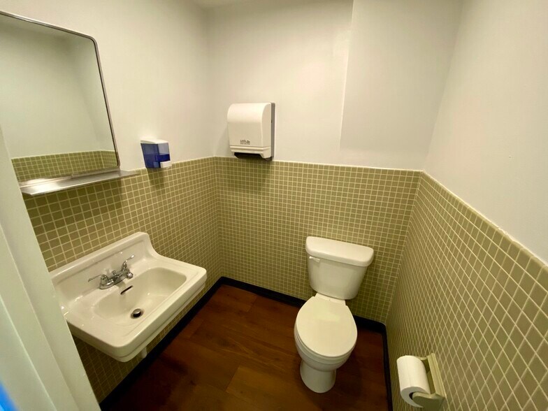 More Photos Of 121 N College St, Martinsburg Medical For Sale