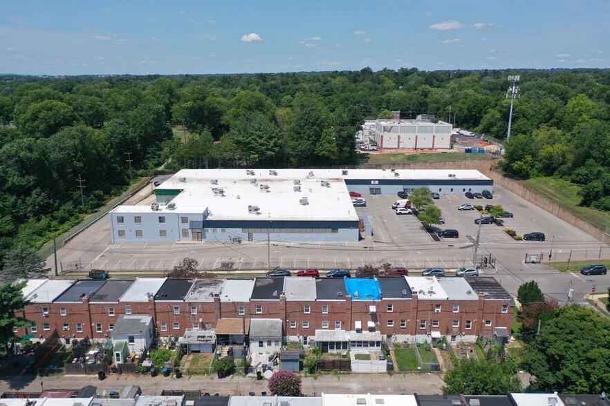 More Photos Of 9 S Forrest Ave, Norristown Manufacturing For Lease