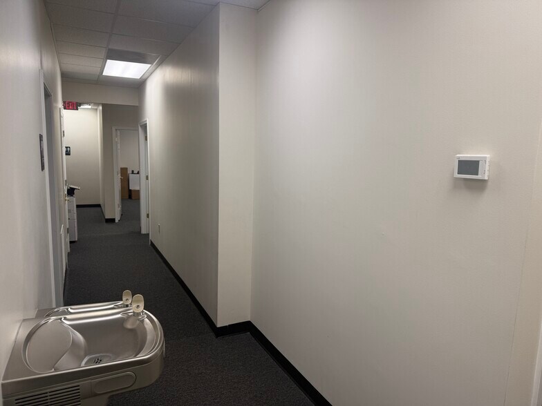 More Photos Of 611-617 Salt Lick Rd, Saint Peters Office For Lease