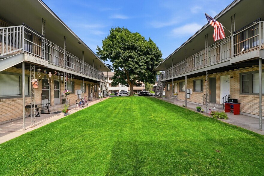 More Photos Of 6119-6123 N Colton St, Spokane Apartments For Sale