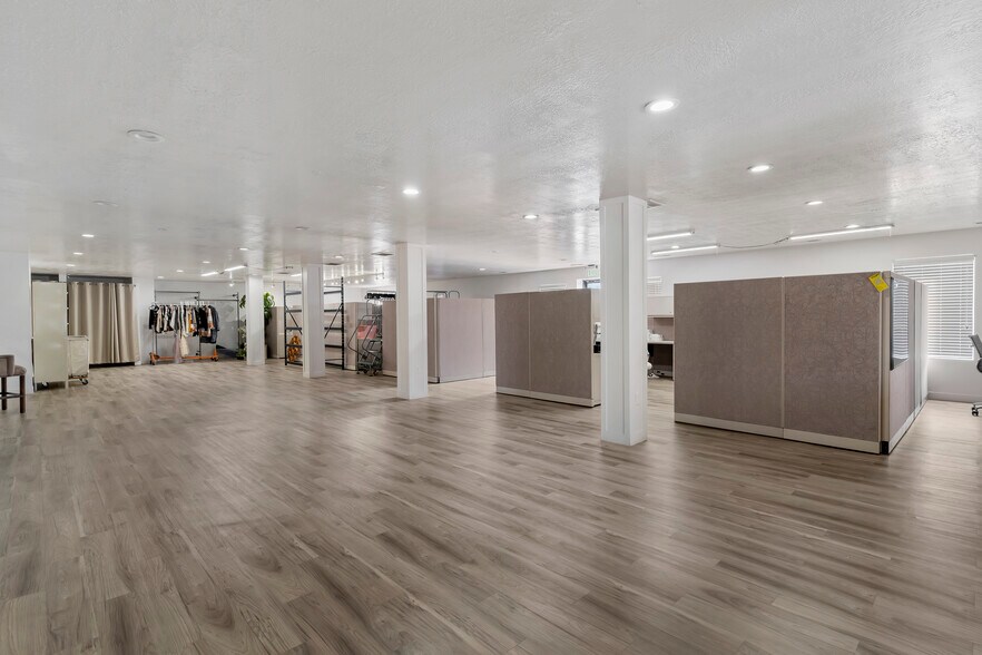 More Photos Of 3041 Pennsylvania Ave, Ogden Showroom For Sale