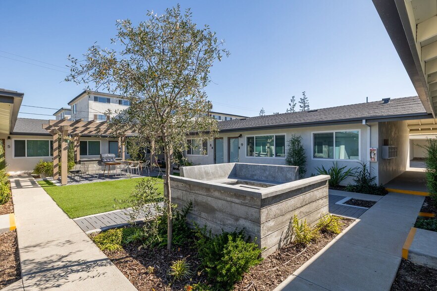 More Photos Of 17302 Ermanita Ave, Torrance Apartments For Sale