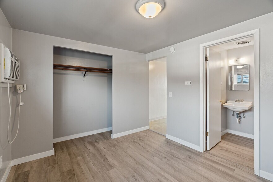 More Photos Of 547-557 E Fairview Ave, Spokane Apartments For Sale