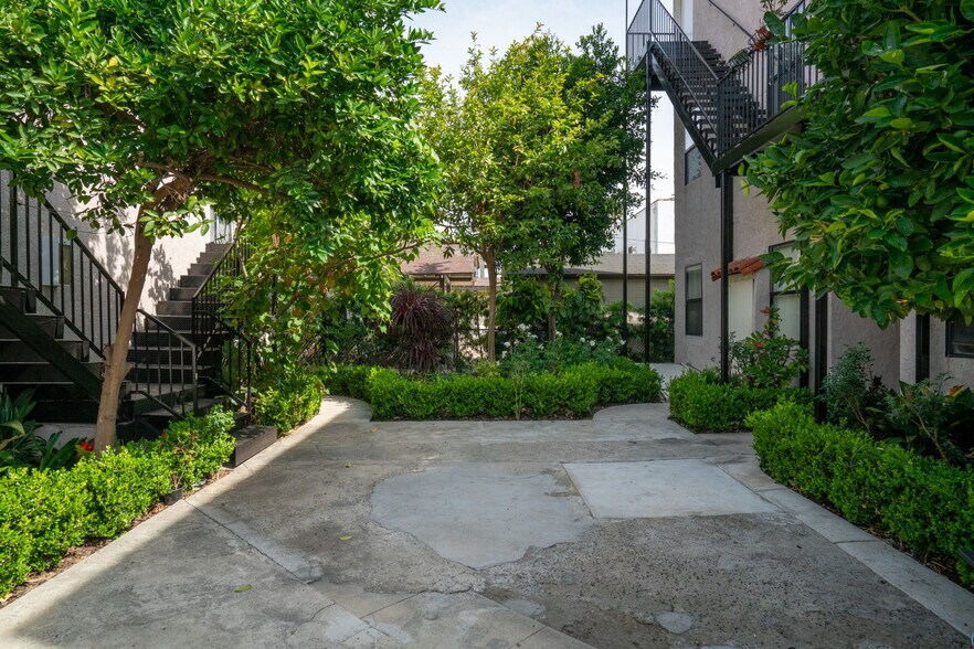 More Photos Of 1035-1039 Lime Ave, Long Beach Apartments For Sale
