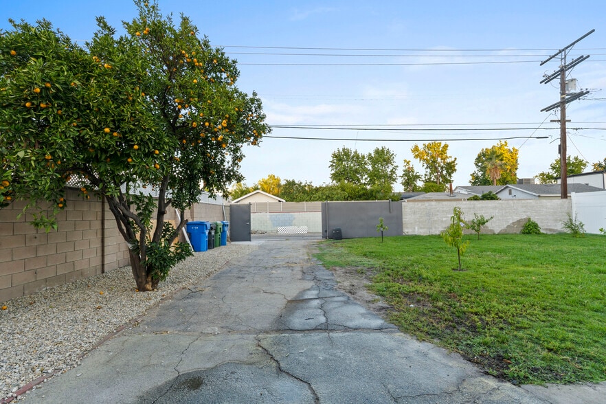 More Photos Of 6738 Coldwater Canyon Ave, North Hollywood Assisted Living For Sale