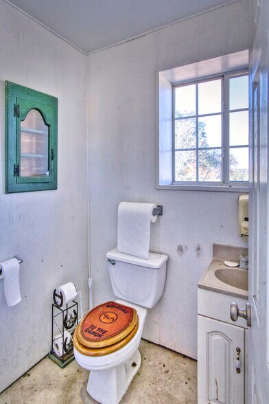 More Photos Of 521 Bluff Creek Rd, Center Point Land For Sale