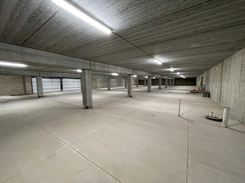 More Photos Of 12877 Emerson Dr, Brighton Flex For Sale