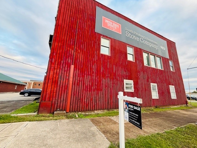 Primary Photo Of 401 S Cedar Ave, South Pittsburg Industrial For Sale
