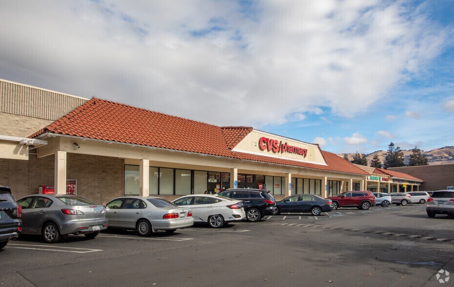 More Photos Of 3202-3276 S White Rd, San Jose Freestanding For Lease