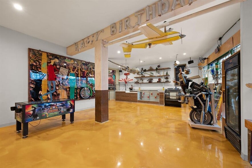 More Photos Of 5527 El Cajon Blvd, San Diego Storefront For Sale