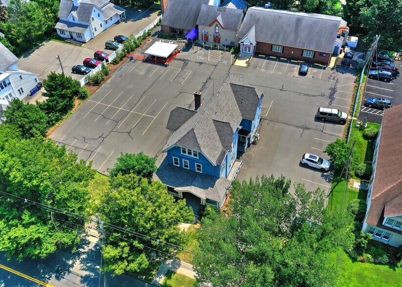 More Photos Of 144 S Main St, Wallingford Office For Sale
