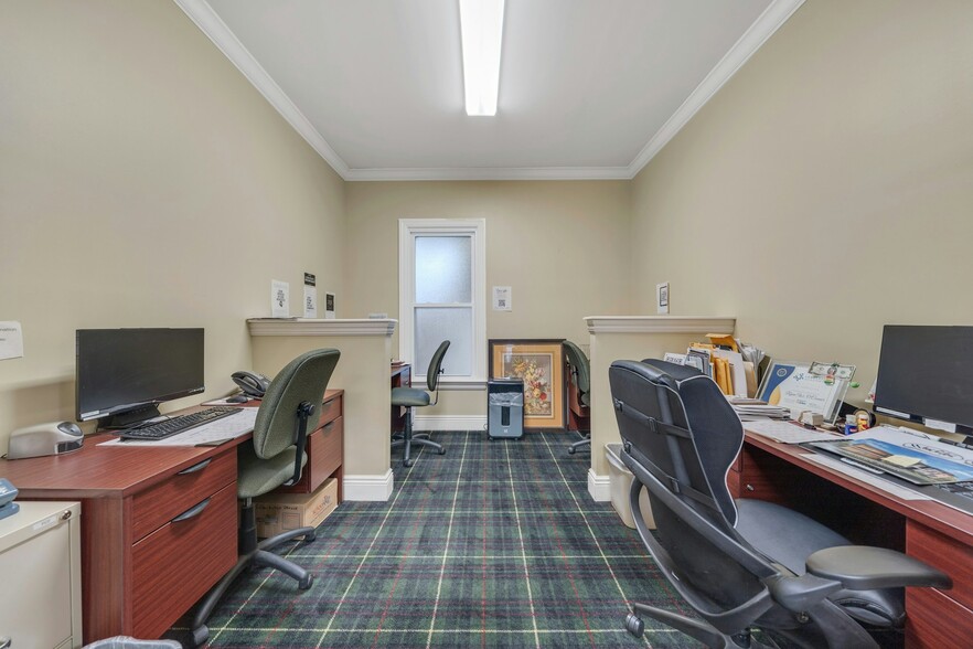 More Photos Of 47 E Main St, Ramsey Office Residential For Lease