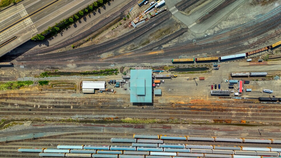 More Photos Of 467-517 E 18th St, Tacoma Warehouse For Sale