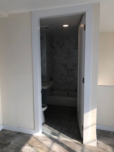 More Photos Of 170-14 89th Ave, Jamaica Apartments For Sale