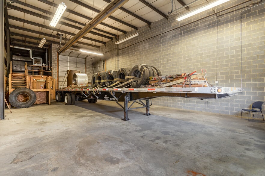 More Photos Of 1625 Ritner Hwy, Carlisle Industrial For Lease