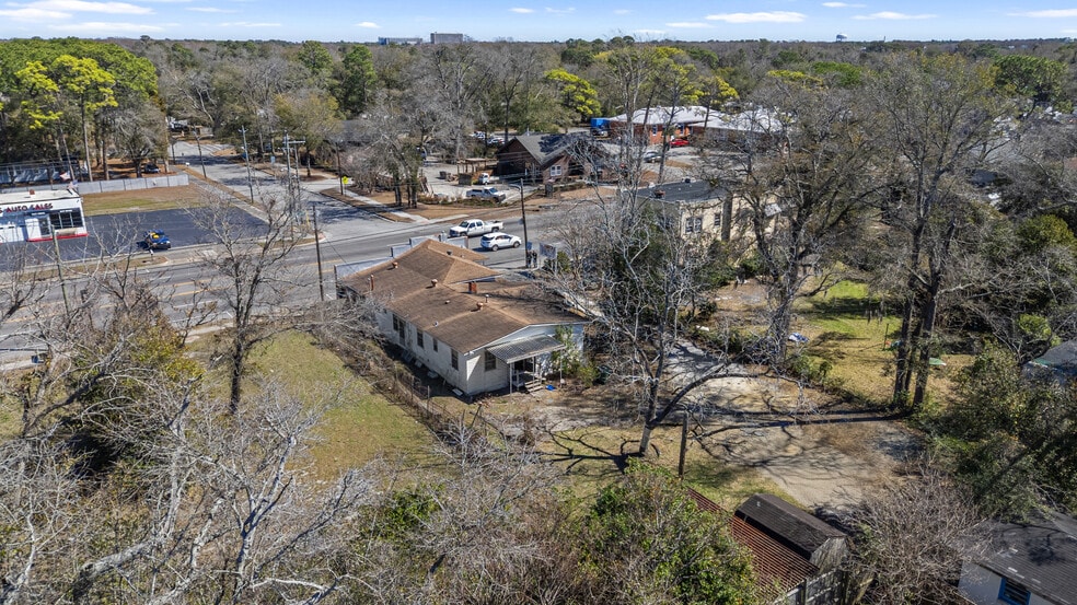More Photos Of 1960 Carolina Beach Rd, Wilmington Freestanding For Sale