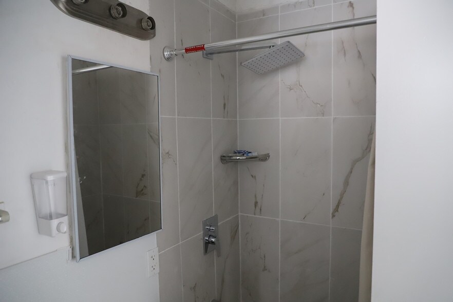 More Photos Of 11720 Inglewood Ave, Hawthorne Congregate Senior Housing For Sale